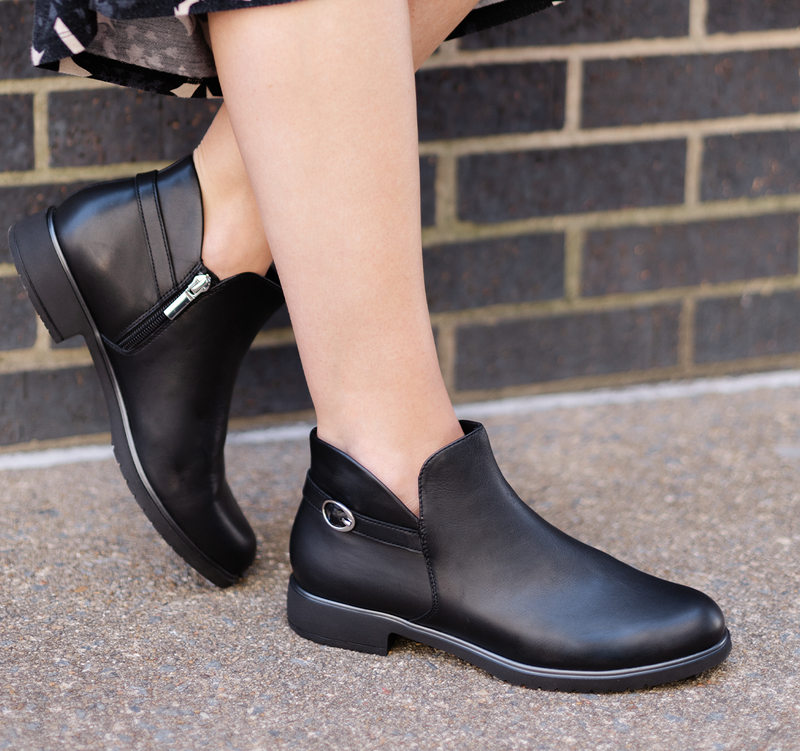 Leighton leather ankle bootie in black-mobile