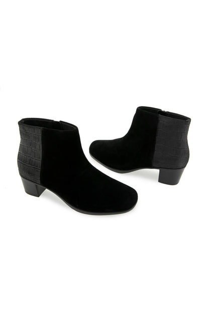 Calia Boot