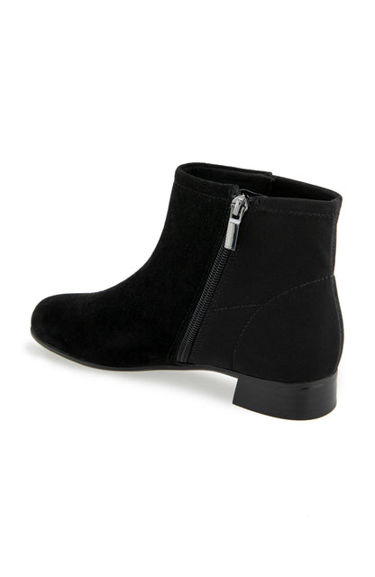Flora Boot
