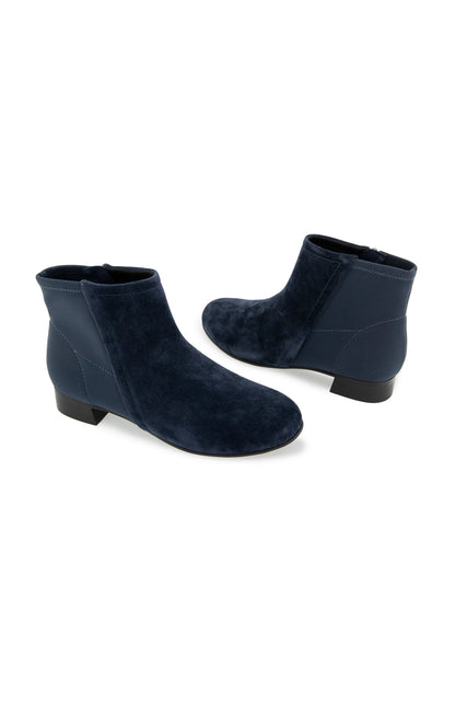 Flora Boot