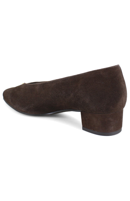 Hannah Pump - Chocolate Suede