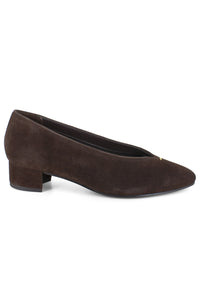 Hannah Pump - Chocolate Suede