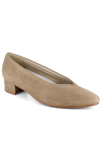 Hannah Pump - Tan Suede