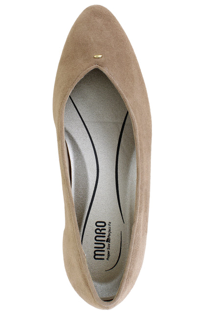 Hannah Pump - Tan Suede